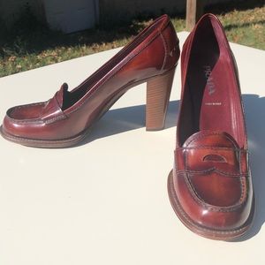 PRADA brown Penny Loafer heel!